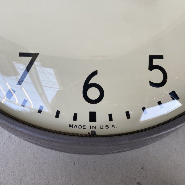 画像8: VINTAGE ANTIQUE WALL CLOCK SIMPLEX ヴィンテージ アンティーク ウォールクロック 壁掛け時計 シンプレックス / スクールクロック アイアン 鉄 丸型 店舗什器 アメリカ (8)