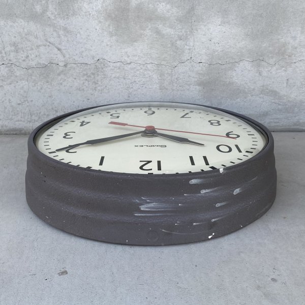 画像4: VINTAGE ANTIQUE WALL CLOCK SIMPLEX ヴィンテージ アンティーク ウォールクロック 壁掛け時計 シンプレックス / スクールクロック アイアン 鉄 丸型 店舗什器 アメリカ (4)