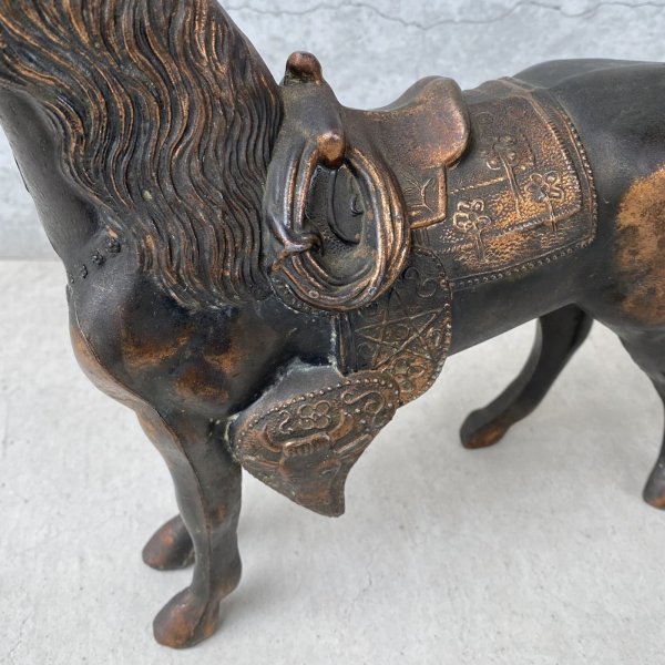 画像9: VINTAGE ANTIQUE JAPANNED HORSE FIGURE ヴィンテージ アンティーク ジャパンド ジャパンドフィニッシュ 馬 オブジェ / コレクタブル ジャパンカラー ディスプレイ 動物 アメリカ  (9)