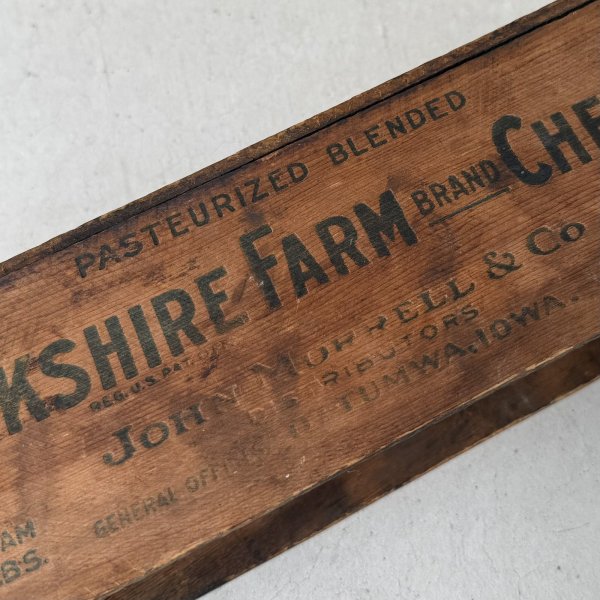 画像9: VINTAGE ANTIQUE WOOD CRATE WOODEN BOX YORKSHIRE FARM CHEESE ヴィンテージ アンティーク ウッドボックス 木箱 チーズ / コレクタブル 収納 ケース 店舗什器 アメリカ USA  (9)