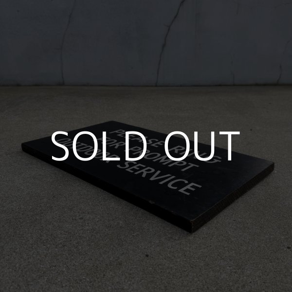 画像3: VINTAGE ANTIQUE SIGNBOARD WOOD ヴィンテージ アンティーク サインボード 看板 / ウォールインテリア ガレージ アドバタイジング コレクタブル ウッド 木製 ブラック 黒色 店舗什器 アメリカ (3)