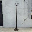 画像2: VINTAGE ANTIQUE COAT RACK ヴィンテージ アンティーク コートラック コートハンガー ポールハンガー ハンガーラック / ディスプレイ アイアン 家具 店舗 什器 アメリカ (2)