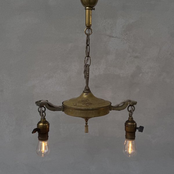 画像10: VINTAGE ANTIQUE LIGHT PERKINS ヴィンテージ アンティーク シャンデリア 吊り下げライト  シーリングランプ 天井照明 / 2灯 ライト ペンダントライト E26 店舗什器 アメリカ USA (3) (10)
