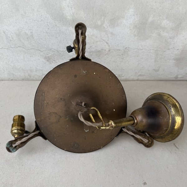 画像2: VINTAGE ANTIQUE LIGHT  ヴィンテージ アンティーク シャンデリア 吊り下げライト シーリングランプ 天井照明 / 3灯 ライト ペンダントライト 真鍮 E26 店舗什器 アメリカ USA (1) (2)