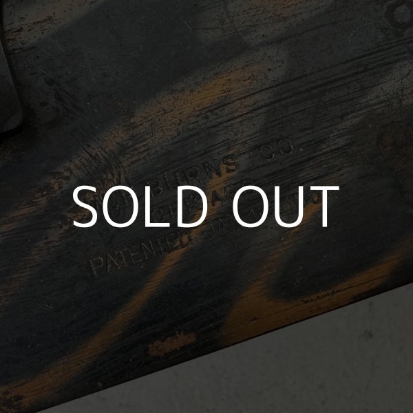 画像8: VINTAGE ANTIQUE COIN BANK W.F.BURNS CO. JAPANNED ヴィンテージ アンティーク コインバンク マネーバンク 貯金箱 ジャパンド ジャパンフィニッシュ / コレクタブル オブジェ インテリア ノベルティー 銀行 アメリカ (1) (8)