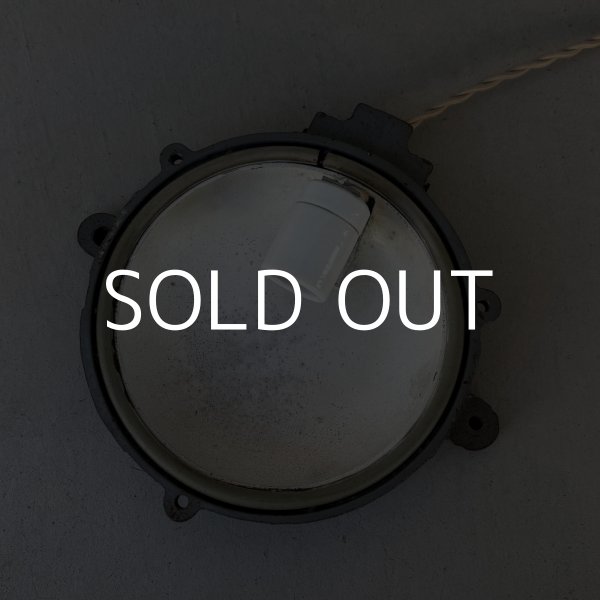 画像6: VINTAGE ANTIQUE LIGHT CAPSULE LAMP MAPELEC AMIENS ヴィンテージ アンティーク ライト カプセルランプ マリンランプ ウォールランプ 壁付け照明  天井照明 / インダストリアル  鋳物 E26 工業用 店舗什器 フランス (6)