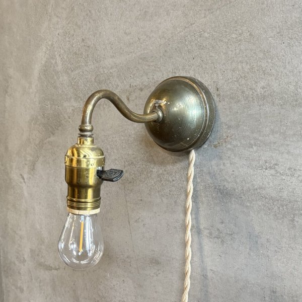 画像1: VINTAGE ANTIQUE LAMP LIGHT WALL LAMP ヴィンテージ アンティーク ライト ウォールランプ 壁付け照明 ブラケットランプ / ランプ インテリア 真鍮 E26 店舗什器 アメリカ 12 (1)