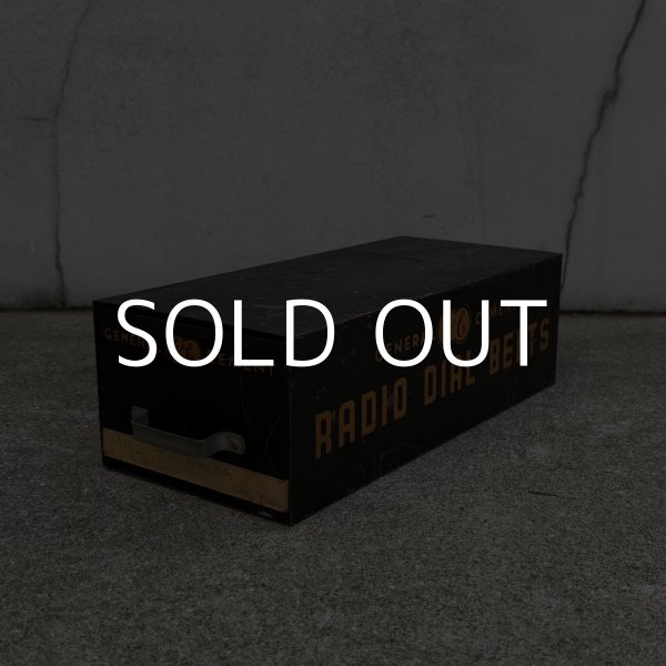 画像1: VINTAGE ANTIQUE GENERAL CEMENT BOX RADIO DIAL BELTS GC ヴィンテージ アンティーク ボックス ケース / インダストリアル アドバタイジング ラジオ アイアン ガレージ 企業物 箱 収納  鉄 店舗什器 アメリカ USA (1) (1)