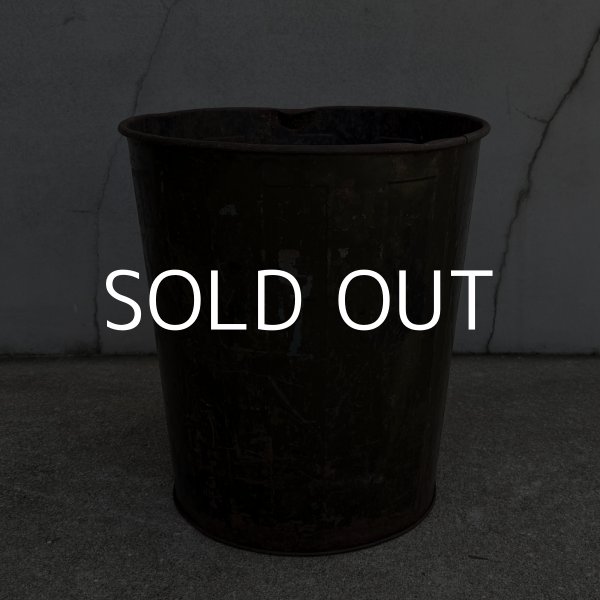 画像2: VINTAGE ANTIQUE TRASH CAN BUCKET ヴィンテージ アンティーク ゴミ箱 ダストボックス バケツ / 缶 インダストリアル 収納 カーキ 店舗什器 アメリカ (2) (2)