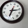 画像10: VINTAGE ANTIQUE WALL CLOCK GENERAL ELECTRIC GE ヴィンテージ アンティーク ウォールクロック 壁掛け時計 ゼネラルエレクトリック / スクールクロック アイアン 鉄 小 丸型 ブラウン 茶色 店舗什器 アメリカ (10)