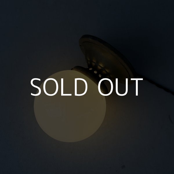 画像9: VINTAGE ANTIQUE LIGHTING ヴィンテージ アンティーク  シーリングライト 天井照明  / ライト ランプ ガラスシェード インテリア 真鍮 電気 ショップ 店舗什器 E26 アメリカ (9)