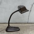 画像4: VINTAGE ANTIQUE DESKLAMP ヴィンテージ アンティーク デスクランプ スタンドライト 卓上ライト テーブルランプ 照明 / グースネック アイアン 鉄 店舗什器 アメリカ (4)