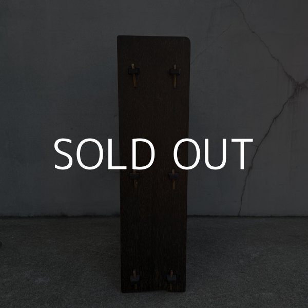 画像3: ANTIQUE VINTAGE アンティーク ヴィンテージ 昭和レトロ 古道具 くさび棚 楔棚 本棚 / 木製 収納 3段 棚 家具 古家具 古民家 蔵 うぶだし (3)