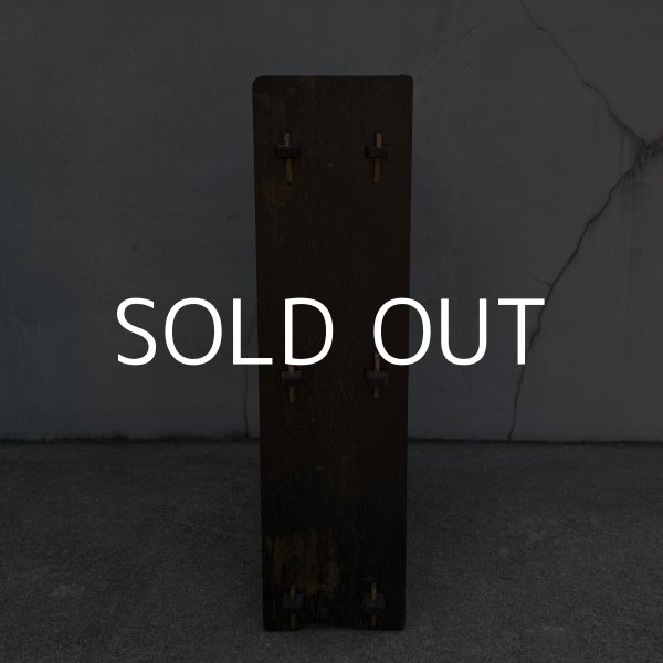 画像4: ANTIQUE VINTAGE アンティーク ヴィンテージ 昭和レトロ 古道具 くさび棚 楔棚 本棚 / 木製 収納 3段 棚 家具 古家具 古民家 蔵 うぶだし (4)