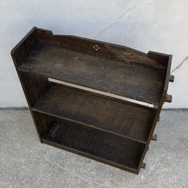 画像5: ANTIQUE VINTAGE アンティーク ヴィンテージ 昭和レトロ 古道具 くさび棚 楔棚 本棚 / 木製 収納 3段 棚 家具 古家具 古民家 蔵 うぶだし (5)