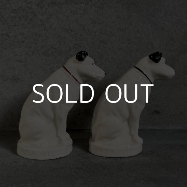 画像4: VINTAGE ANTIQUE VICTOR NIPPER DOG SALT AND PEPPER SHAKERS ヴィンテージ アンティーク ビクター ニッパー犬 ソルト＆ペッパー 塩胡椒入れ オブジェ / 陶器 コレクタブル 置物 雑貨 アメリカ (4)
