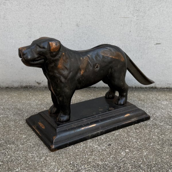 画像1: VINTAGE ANTIQUE JAPANNED NUTCRACKER CROWES IRON WORKS DOG ヴィンテージ アンティーク ジャパンド ジャパンフィニッシュ くるみ割り ナッツクラッカー 犬 / コレクタブル ディスプレイ オブジェ キャストアイアン 鋳物 置物 動物 雑貨 アメリカ (1)