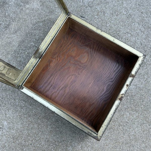 画像8: VINTAGE ANTIQUE JOHNSTON BISCUIT SHOWCASE ヴィンテージ アンティーク ショーケース ビスケット / ディスプレイ ケース 箱 陳列 小物入れ 店舗什器 アメリカ (8)