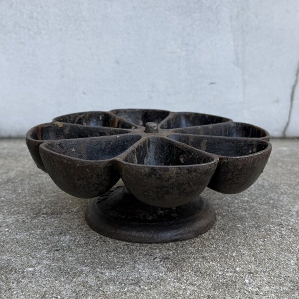 画像4: VINTAGE ANTIQUE STAR NAIL CUP ヴィンテージ アンティーク ネイルカップ 釘入れ / ディスプレイ インダストリアル 小物入れ パーツ入れ キャストアイアン 鋳物 店舗什器 アメリカ b (4)