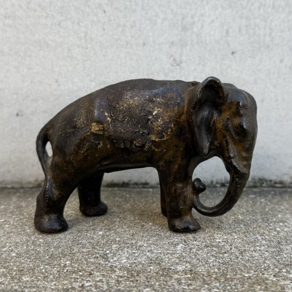 画像4: VINTAGE ANTIQUE ELEPHANT PIGGY BANK ヴィンテージ アンティーク 象 コインバンク マネーバンク 貯金箱 / コレクタブル オブジェ インテリア ディスプレイ キャストアイアン 動物 置物 雑貨 アメリカ (4)