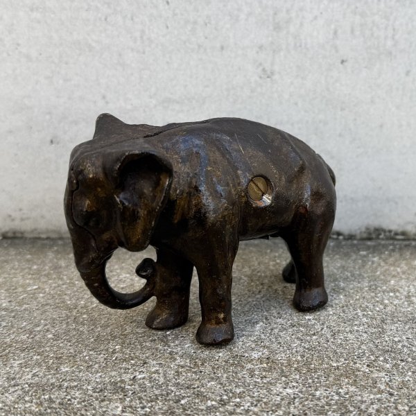 画像1: VINTAGE ANTIQUE ELEPHANT PIGGY BANK ヴィンテージ アンティーク 象 コインバンク マネーバンク 貯金箱 / コレクタブル オブジェ インテリア ディスプレイ キャストアイアン 動物 置物 雑貨 アメリカ (1)