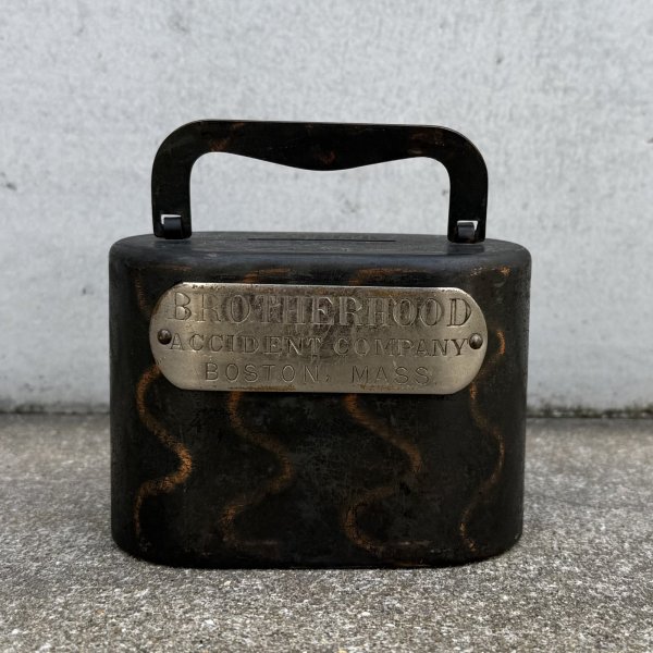画像2: VINTAGE ANTIQUE COIN BANK JAPANNED BURNS ヴィンテージ アンティーク コインバンク マネーバンク 貯金箱 ジャパンド ジャパンフィニッシュ / コレクタブル オブジェ インテリア ノベルティー 銀行 アメリカ USA (8) (2)