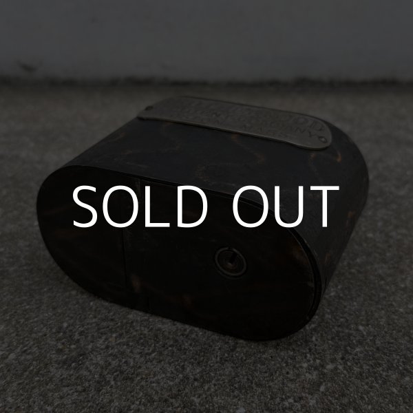 画像7: VINTAGE ANTIQUE COIN BANK JAPANNED BURNS ヴィンテージ アンティーク コインバンク マネーバンク 貯金箱 ジャパンド ジャパンフィニッシュ / コレクタブル オブジェ インテリア ノベルティー 銀行 アメリカ USA (8) (7)