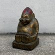 画像1: VINTAGE ANTIQUE BILLIKEN PIGGY BANK ヴィンテージ アンティーク ビリケン コインバンク マネーバンク 貯金箱 / オブジェ コレクタブル キャストアイアン 鋳物 アメリカ (1)