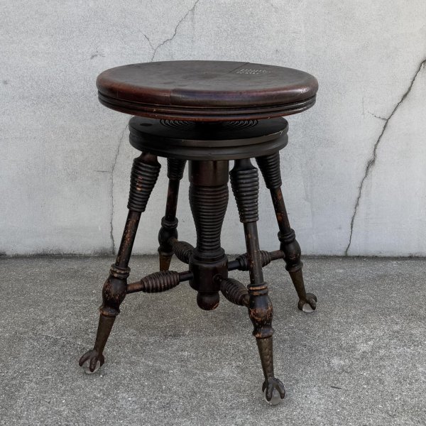 画像1: VINTAGE ANTIQUE PIANO CHAIR STOOL  ヴィンテージ アンティーク ピアノチェア スツール 椅子 / 回転いす ウッド 木製 家具 店舗什器 アメリカ (3) (1)