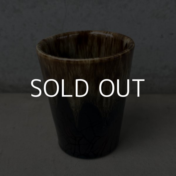 画像1: VINTAGE ANTIQUE POTTERY CUP ヴィンテージ アンティーク カップ コップ タンブラー ブラウンドリップグレーズ 食器 陶器 / ブラウン 茶色 カフェ 喫茶店 店舗什器 アメリカ e (1)