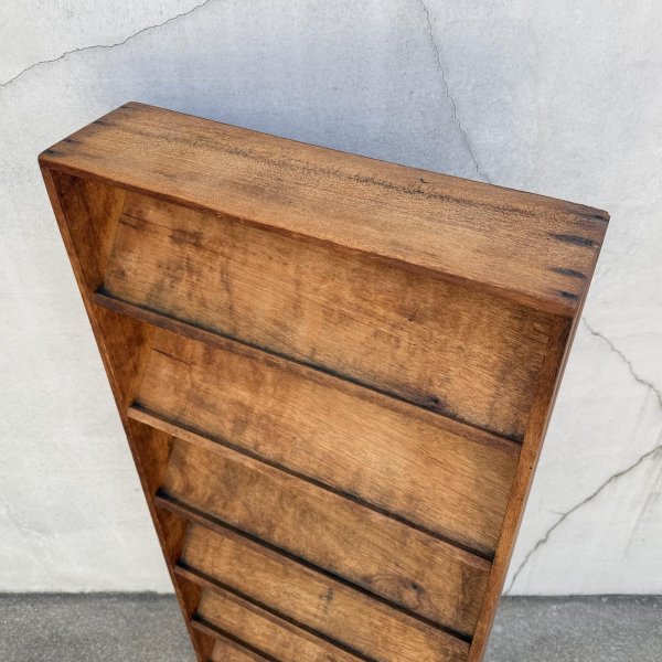 画像5: VINTAGE ANTIQUE ヴィンテージ アンティーク 昭和レトロ 古道具 カード立て ショップカードスタンド 棚 / 陳列棚 飾り棚 木製 収納 家具 古民家 蔵 うぶだし 日本 (5)