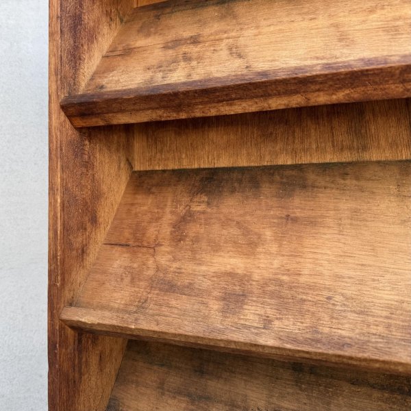 画像6: VINTAGE ANTIQUE ヴィンテージ アンティーク 昭和レトロ 古道具 カード立て ショップカードスタンド 棚 / 陳列棚 飾り棚 木製 収納 家具 古民家 蔵 うぶだし 日本 (6)