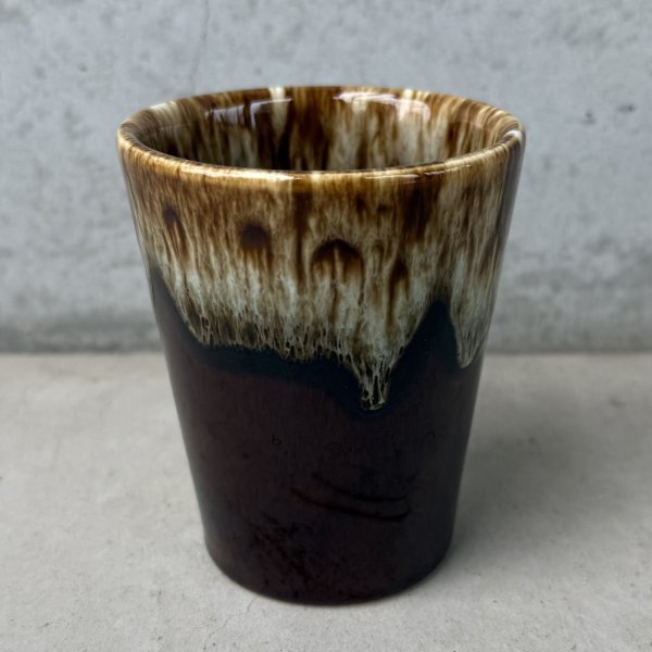 画像2: VINTAGE ANTIQUE POTTERY CUP ヴィンテージ アンティーク カップ コップ タンブラー ブラウンドリップグレーズ 食器 陶器 / ブラウン 茶色 カフェ 喫茶店 店舗什器 アメリカ d (2)