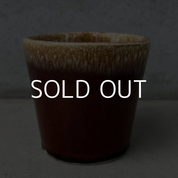 画像4: VINTAGE ANTIQUE HULL POTTERY MUGCUP ヴィンテージ アンティーク ハル マグカップ ブラウンドリップ コップ 食器 陶器 / コーヒーカップ  ブラウン 茶色 カフェ 喫茶店 店舗什器 アメリカ h (4)