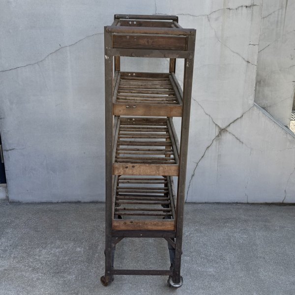 画像4: VINTAGE ANTIQUE SHOERACK ヴィンテージ アンティーク 棚 シューラック シュートロリー / インダストリアル 陳列棚 カート 家具 木製 ブラウン 店舗什器 アメリカ (4)