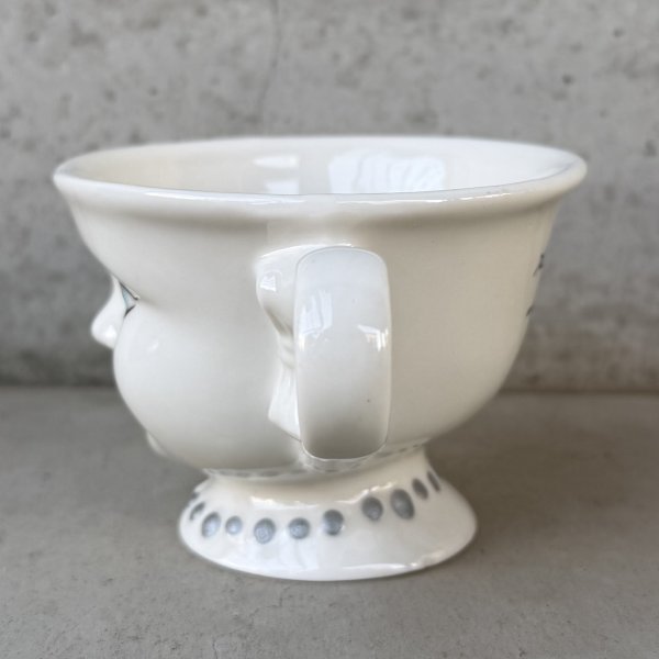 画像4: VINTAGE ANTIQUE BAILEYS HELEN HUNNT ヴィンテージ アンティーク ベイリーズ フェイスカップ ヘレンハント / コレクタブル オブジェ ティーカップ マグカップ ノベルティ 陶器 食器 雑貨 E (4)