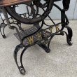画像9: VINTAGE ANTIQUE WHITE SEWING MACHINE CO ヴィンテージ アンティーク 足踏みミシン ホワイト /  ミシンテーブル ディスプレイ インテリア 木製 店舗什器 アメリカ (9)