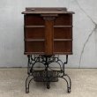 画像4: VINTAGE ANTIQUE WHITE SEWING MACHINE CO ヴィンテージ アンティーク 足踏みミシン ホワイト /  ミシンテーブル ディスプレイ インテリア 木製 店舗什器 アメリカ (4)