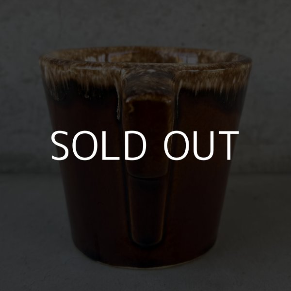 画像3: VINTAGE ANTIQUE HULL POTTERY MUGCUP ヴィンテージ アンティーク ハル マグカップ ブラウンドリップ コップ 食器 陶器 / コーヒーカップ  ブラウン 茶色 カフェ 喫茶店 店舗什器 アメリカ j (3)