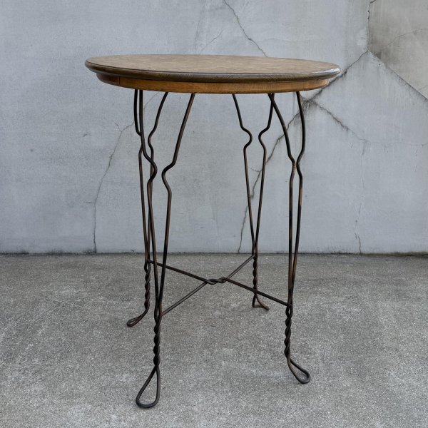 画像2: VINTAGE ANTIQUE ICE CREAM PARLOR TABLE ヴィンテージ アンティーク アイスクリームパーラーテーブル テーブル / 家具 アイアン 木製 店舗什器 アメリカ (2)
