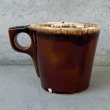 画像2: VINTAGE ANTIQUE HULL POTTERY MUGCUP ヴィンテージ アンティーク ハル マグカップ ブラウンドリップ コップ 食器 陶器 / コーヒーカップ  ブラウン 茶色 カフェ 喫茶店 店舗什器 アメリカ h (2)