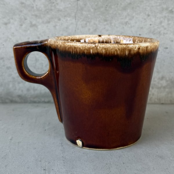 画像2: VINTAGE ANTIQUE HULL POTTERY MUGCUP ヴィンテージ アンティーク ハル マグカップ ブラウンドリップ コップ 食器 陶器 / コーヒーカップ  ブラウン 茶色 カフェ 喫茶店 店舗什器 アメリカ h (2)