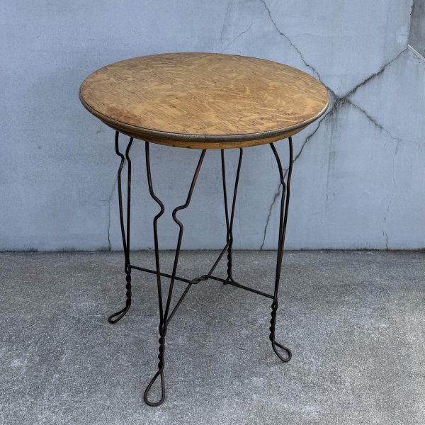 画像1: VINTAGE ANTIQUE ICE CREAM PARLOR TABLE ヴィンテージ アンティーク アイスクリームパーラーテーブル テーブル / 家具 アイアン 木製 店舗什器 アメリカ (1)
