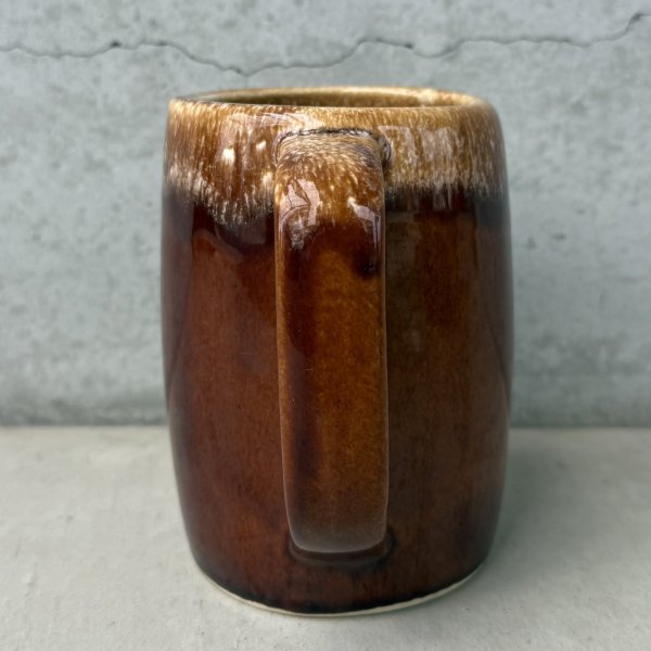 画像2: VINTAGE ANTIQUE HULL POTTERY MUGCUP ヴィンテージ アンティーク ハル マグカップ コーヒーマグ ブラウンドリップ コップ 食器 陶器 / ブラウン 茶色 カフェ 喫茶店 店舗什器 アメリカ j (2)