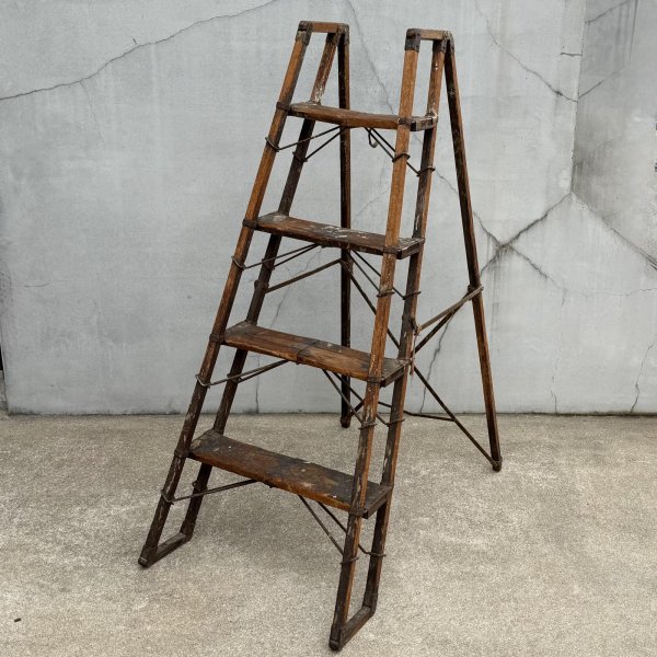 画像1: VINTAGE ANTIQUE FOLDING WOOD LADDER ヴィンテージ アンティーク 脚立 ラダー はしご  / 踏み台 ステップ 折り畳み ウッド 木製 店舗什器 アメリカ (1)