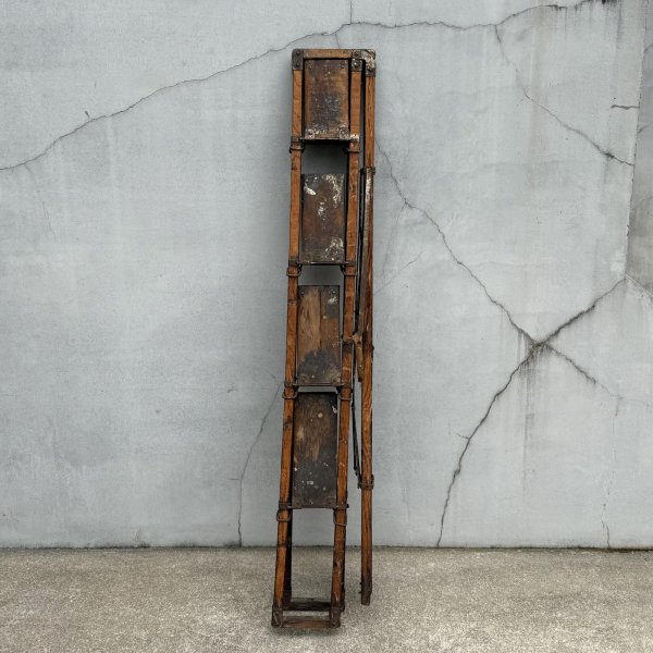 画像10: VINTAGE ANTIQUE FOLDING WOOD LADDER ヴィンテージ アンティーク 脚立 ラダー はしご  / 踏み台 ステップ 折り畳み ウッド 木製 店舗什器 アメリカ (10)
