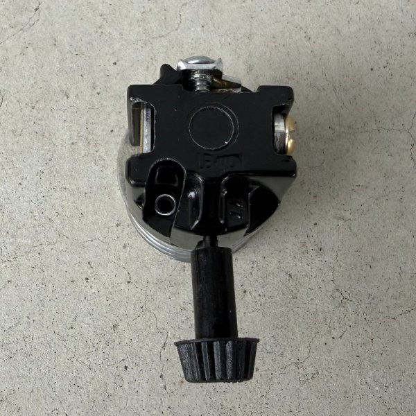 画像4: LEVITON LAMP SOCKET レビトン ソケット ターンスイッチ ランプ ブラス 真鍮 E26 / インダストリアル ライト リペアパーツ 照明 電気 アメリカ USA (2) (4)