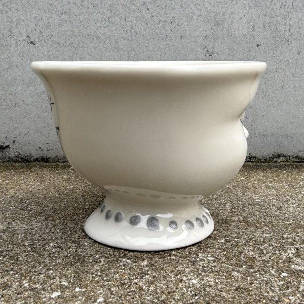 画像3: VINTAGE ANTIQUE BAILEYS HELEN HUNNT ヴィンテージ アンティーク ベイリーズ フェイスカップ ヘレンハント / コレクタブル オブジェ ティーカップ マグカップ ノベルティ 陶器 食器 雑貨 J (3)