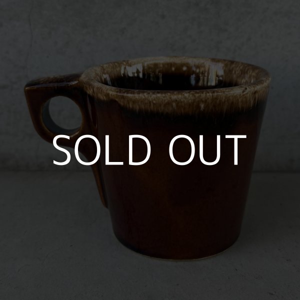 画像2: VINTAGE ANTIQUE HULL POTTERY MUGCUP ヴィンテージ アンティーク ハル マグカップ ブラウンドリップ コップ 食器 陶器 / コーヒーカップ  ブラウン 茶色 カフェ 喫茶店 店舗什器 アメリカ g (2)