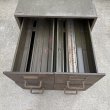画像6: VINTAGE ANTIQUE CABINET ヴィンテージ アンティーク メタルキャビネット ファイルキャビネット 棚 / インダストリアル 収納 ガレージ パーツ 工具入れ 鉄 店舗什器 工業用 (6)